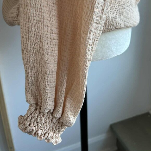 Sézane Paris Rose-Beige Crinkled Gaufré Wrap Blouse with Soft Lustre – EU 38 - Picture 7 of 9